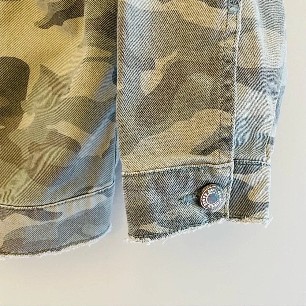 Zara Camo Denim Utility Distressed Oversized Jacket with Sequins Small Unisex - Picture 8 of 10